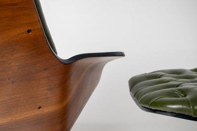 George Mulhauser Mr Chair with Rare Metal Star Base in Moss Green Leather