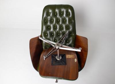 George Mulhauser Mr Chair with Rare Metal Star Base in Moss Green Leather