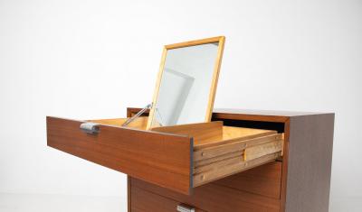 George Nelson George Nelson 4 drawer Basic Vanity Dresser for Herman Miller