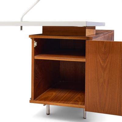 George Nelson George Nelson for Herman Miller 9000 Series Walnut Formica Desk w Return Lamp