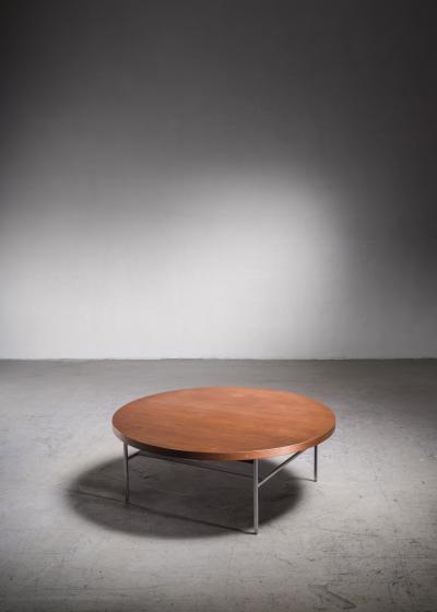 George Nelson Large Round George Nelson Coffee Table in Walnut USA 1950s