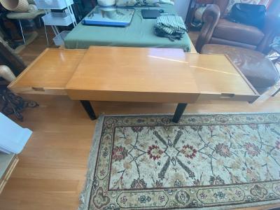 George Nelson MID CENTURY GEORGE NELSON EXPANDING COFFEE TABLE WITH SERVING TRAYS