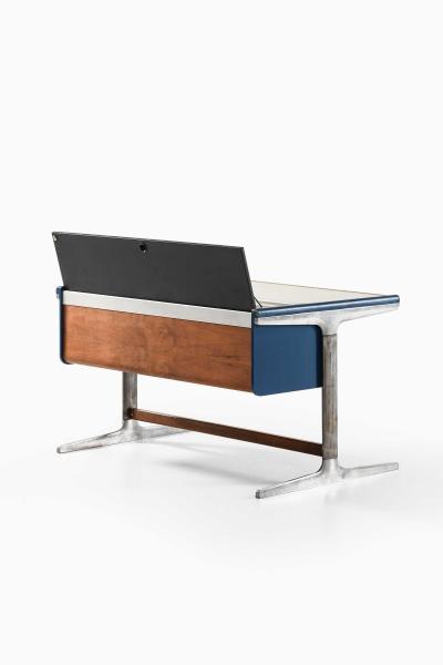 George Nelson Mid Century Desk in Aluminum Lacquer Laminate and Teak by George Nelson 1960s
