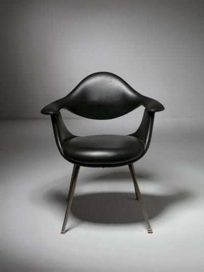 George Nelson Pair of DAF Armchairs by George Nelson for ICF