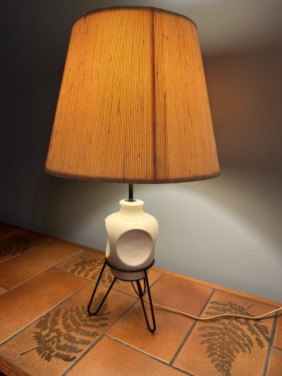 Georges Jouve MID CENTURY MODERNIST WHITE CERAMIC LAMP IN THE MANNER OF GEORGES JOUVE