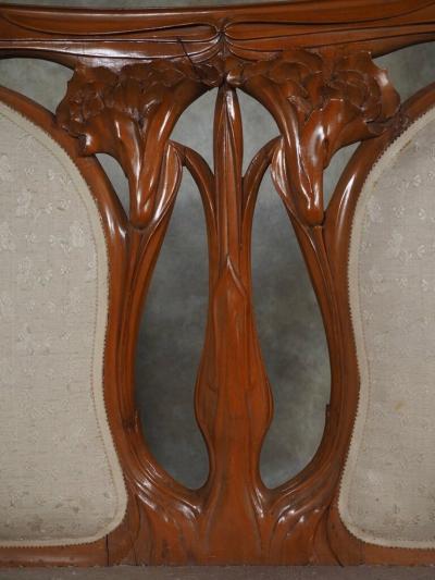 Georges de Feure Georges de Feure settee 1900 Expo model