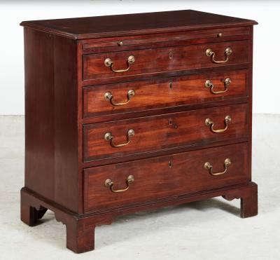 Georgian Bachelors Chest