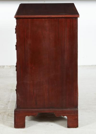 Georgian Bachelors Chest