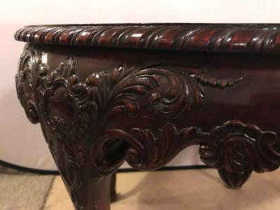 Georgian Centre Table Circular on Ball and Claw Feet with Cabriole Legs