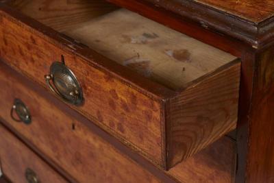 Georgian Grain Painted Chest of Drawers