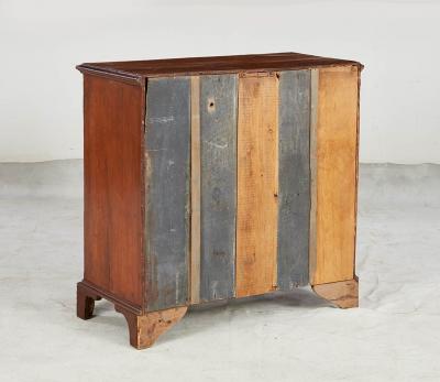 Georgian Grain Painted Chest of Drawers