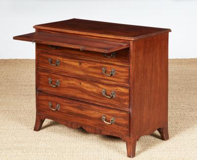 Georgian Mahogany Bachelors Chest