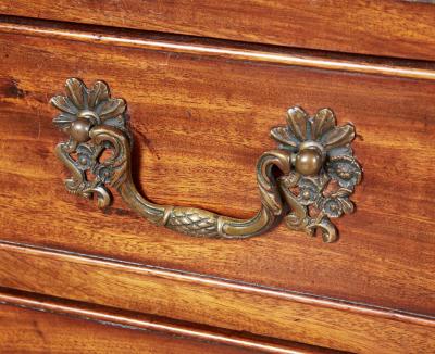 Georgian Mahogany Bachelors Chest