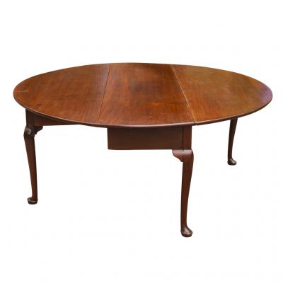 Georgian Mahogany Drop Leaf Dining Table