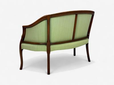 Georgian Mahogany Fabric Settee USA 1990s
