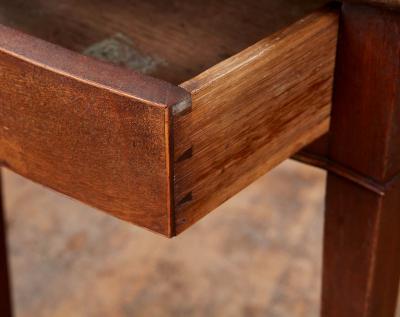 Georgian Mahogany Oval Pembroke Table