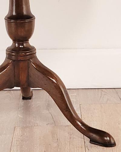 Georgian Mahogany Serving Pedestal Table Dumbwaiter 19th century or earlier