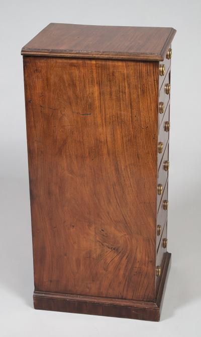 Georgian Mahogany Six Drawer Chest