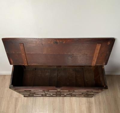 Georgian Oak Mule Chest England circa 1770