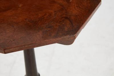 Georgian Octagonal Mahogany Stand