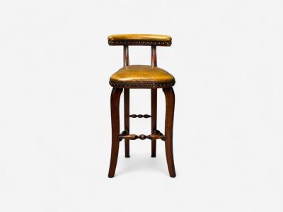 Georgian Style Distressed Brown Leather Stained Wood Six Bar Stools 20th C 