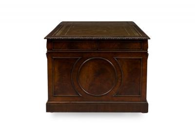 Georgian style mahogany kneehole desk