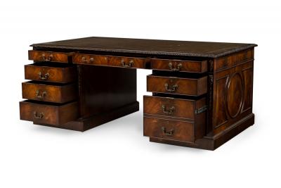 Georgian style mahogany kneehole desk