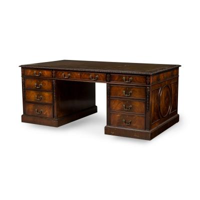 Georgian style mahogany kneehole desk
