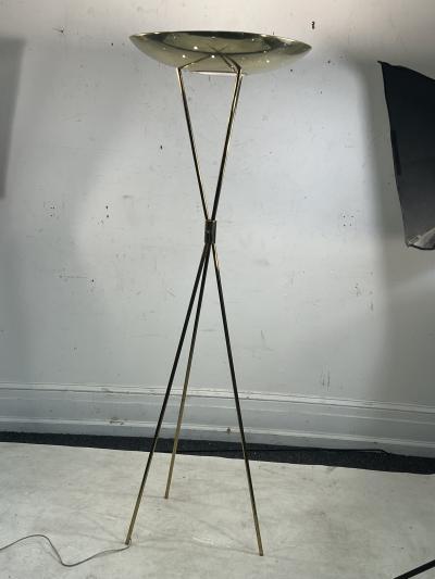 Gerald Thurston EXCEPTIONAL MID CENTURY BRASS TRIPOD TORCHIERE FLOOR LAMPS BY GERALD THURSTON