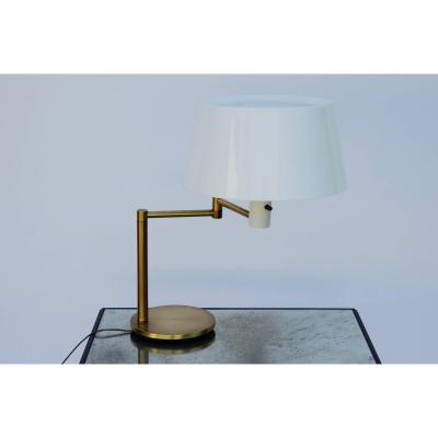 Gerald Thurston Impeccable Extendable Arm Lamp by Gerald Thurston for Lightolier