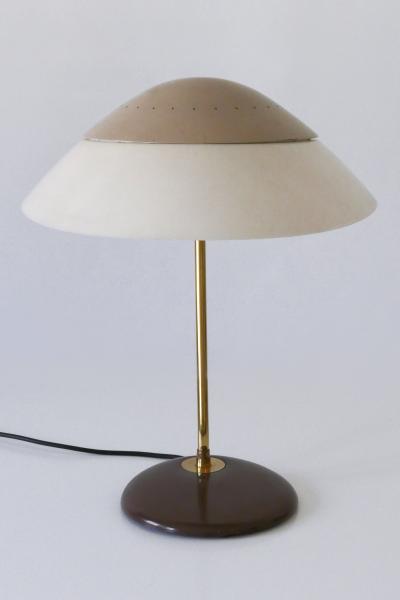 Gerald Thurston legant Table Lamp or Desk Light by Gerald Thurston for Lightolier USA 1950s