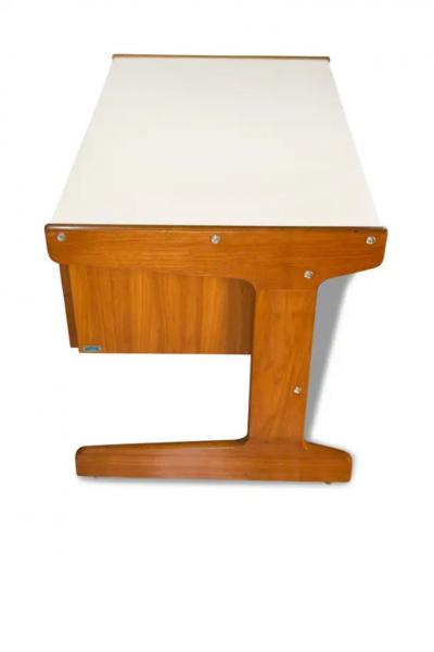 Geraldo de Barros Brazilian Modern Desk in Cerejera Hardwood Geraldo de Barros 1970s Brazil