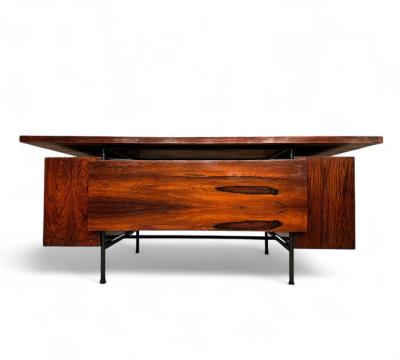 Geraldo de Barros Desk with 6 drawers in Rosewood Iron Geraldo de Barros 1950s Lot 460A