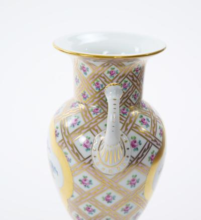 German Dresden Porcelain Painted Gilt Decorated Urn Shape Decorative Vase