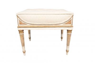 German Neoclassical Creme Painted and Giltwood Bench from Schloss Seelowitz