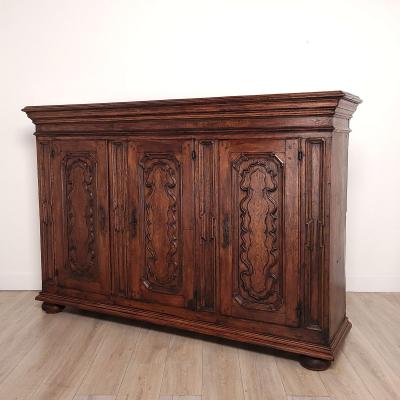 German or Italian Dairy Cabinet in Elm circa 1720