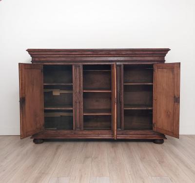 German or Italian Dairy Cabinet in Elm circa 1720