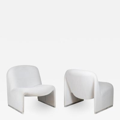 Giancarlo Piretti Pair of fireside chairs in foam and chrome steel 1970s