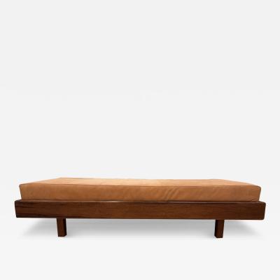 Gianfranco Frattini A Gianfranco frattini leather wood day bed