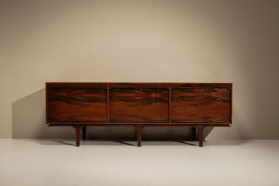 Gianfranco Frattini Gianfranco Frattini for Bernini Sideboard in Rosewood Italy 1960s