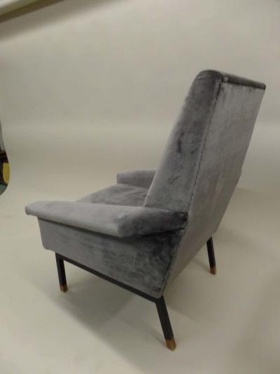 Gianfranco Frattini Italian Cantilevered Mid Century Modern Lounge Chairs Gianfranco Frattini Pair