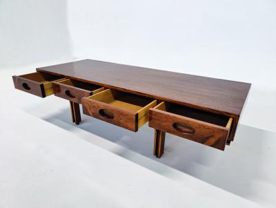Gianfranco Frattini Italian Mid Century Coffee Table by Gianfranco Frattini for Bernini