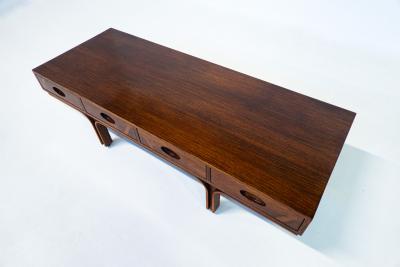 Gianfranco Frattini Italian Mid Century Coffee Table by Gianfranco Frattini for Bernini