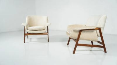 Gianfranco Frattini Pair of Armchairs 849 by Gianfranco Frattini for Cassina 1960s