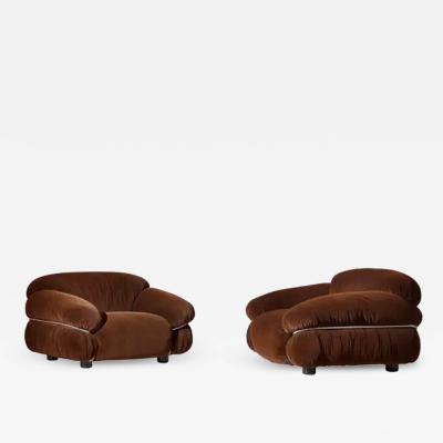 Gianfranco Frattini Pair of velvet Sesann Armchairs by Gianfranco Frattini for Cassina Italy 1970s