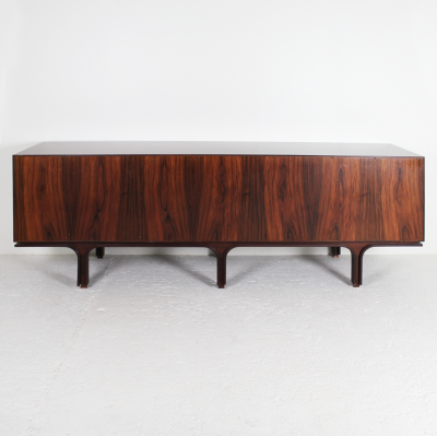 Gianfranco Frattini ROSEWOOD SIDEBOARD by Gianfranco Frattini for Bernini 1957 