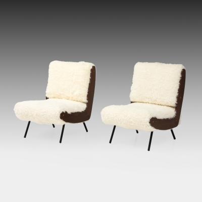 Gianfranco Frattini Rare Ivory Kalgan Lambskin Lounge Chairs Model 836 by Gianfranco Frattini