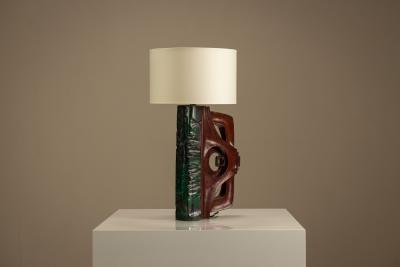 Gianni Pinna Gianni Pinna Table Lamp in Wood with Green Decorative Part Italy 1970s