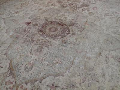 Giant Amritsar Carpet with Wear DK 113 99