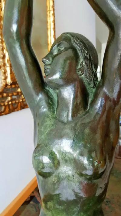 Gilbert Auguste Privat Nude Girl Venus doves grapes Art Deco Ve nus Bronze colombes aux raisins